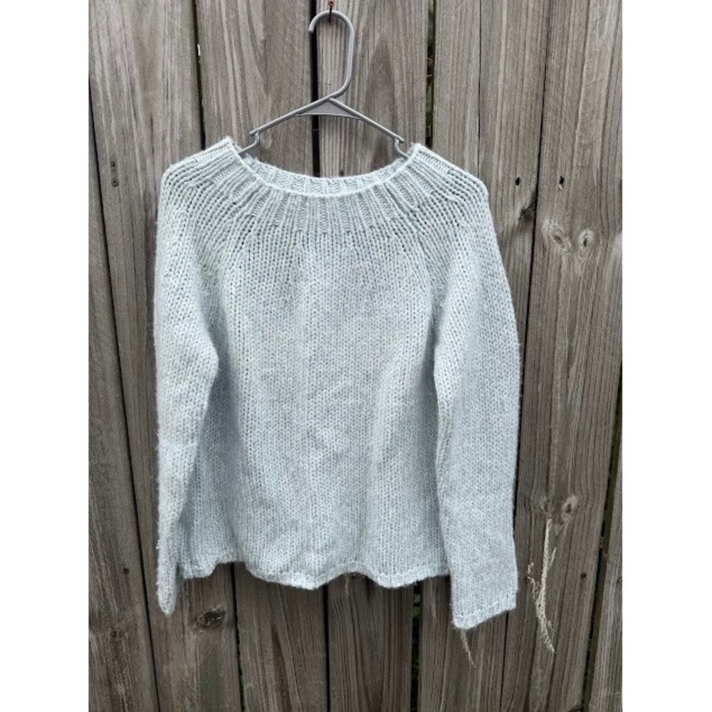 Cozy Winter Soft Girl New York & Co Sweater M Light Blue Chunky Knit Pullover